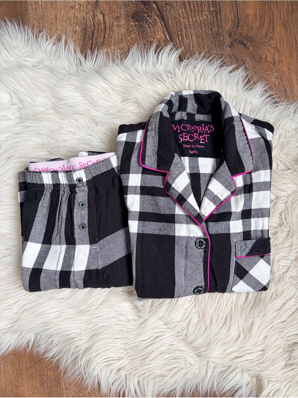 Victoria's Secret Black, White & Gray Plaid Women’s Pajama Set with Pink Piping
